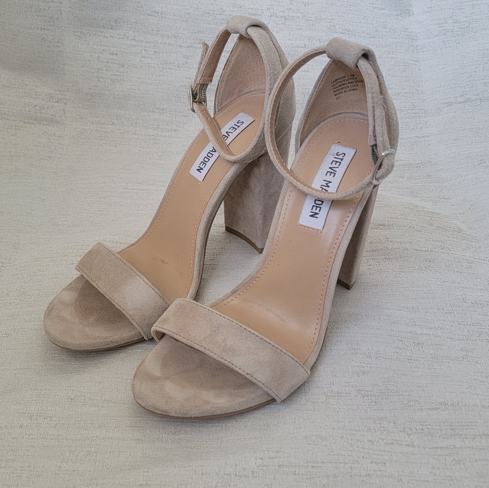 Steve Madden Carrson Nude Suede Sz7.5